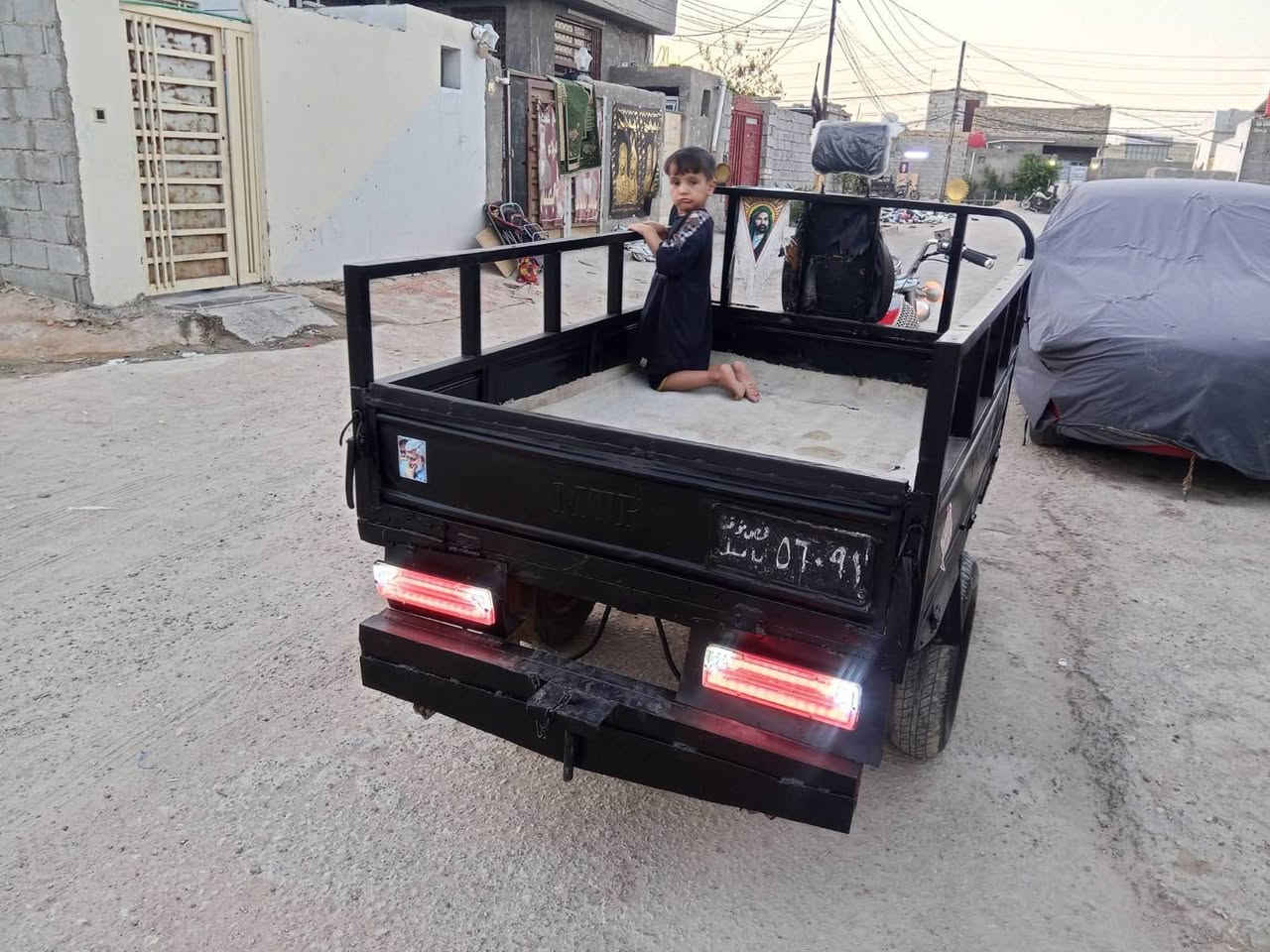 ستوته ام تي ار للبيع رقم اسود وسنويه شاصي مكفول كهرباىيات شغاله كلها سعر 900 لاستفسار اتصل ***********
