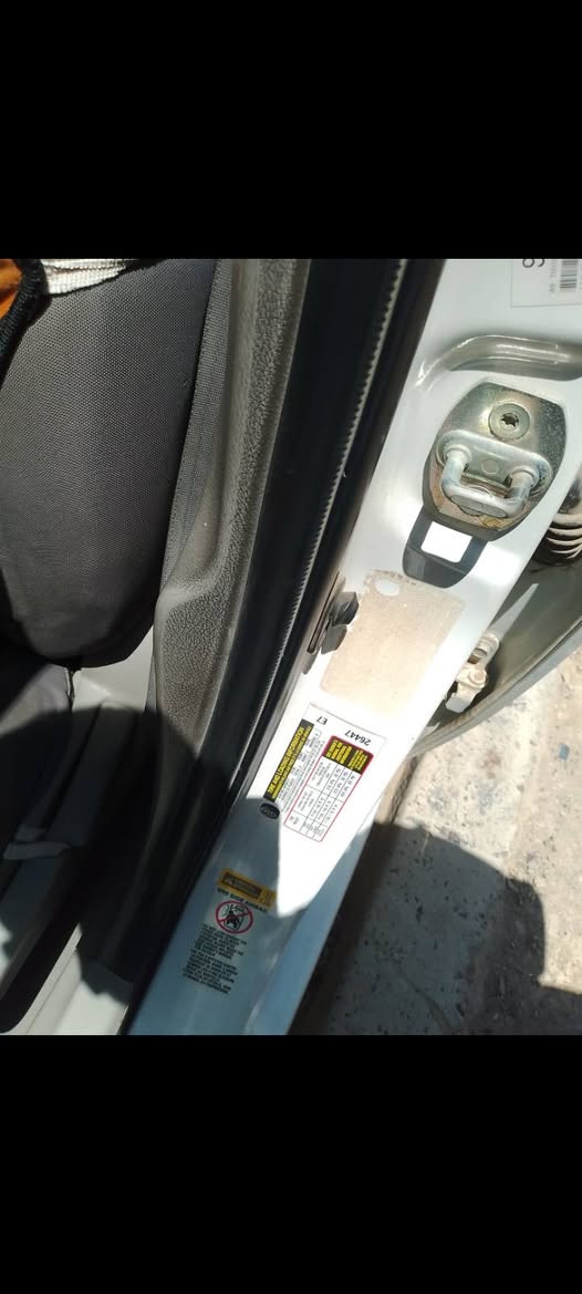 📢 للبيع: تويوتا كورولا 2009 وارد أمريكي 🚗✨
التفاصيل والمواصفات:

• ​النوع والموديل: تويوتا كورولا 2009 محرك 1800

• ​المواصفات: وارد أمريكي 🇺🇸

• ​المسافة المقطوعة: 100 ألف

• ​الحادث: جاملغ خلفي ومصلح تصليح درجة أولى

• ​الصبغ: صبغ حزام للجمالية (السقف والأعمدة مكفولة)

• ​الأوراق والسنوية: سنوية 29 (مجددة وجاهزة للتحويل)

​حالة السيارة:

• ​المحرك، القير، والتبريد بشرط الفحص.

• ​السيارة جاهزة وبسمي تحويل ثاني يوم

​📌 السعر: [98ورقه وبيه مجال ]

📍 المكان: [بغداد البلديات ]

📞 للتواصل والاستفسار: [***********]
