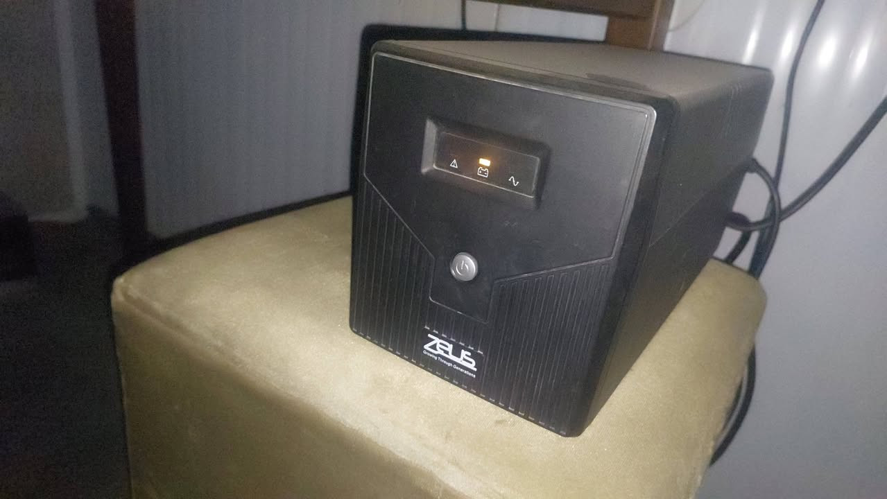يا الله اللهم صل على محمد وال محمد عيني شباب عندي بي سي للبيع 
مذربورد Asus H310m-k
معالج intel i5 9400f 
كارت الشاشة Msi Gtx 1650 super
الرامات corsair 3200 16G
هارد Mass Ssd 128G + هارد 1 تيرا
بور سبلاي Mass 650w وياها  يو بي اس اوفلاين وماوس وكيبورد وميكروفون 
السعر خاص او التواصل واتساب 
***********
الاتصال
***********
