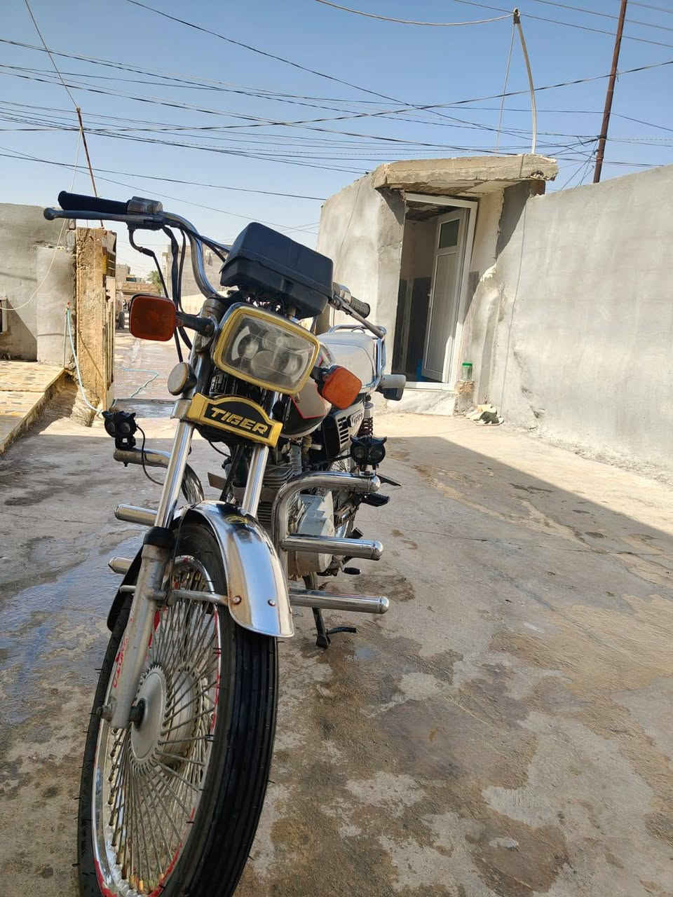 تايگر 4 گير 2019 محرك مفتوح كهربائيات شغاله موطور شلعه ومعدل لا صرف ولا تبخير تاخذو بس تحطلو دهن وبانزين واذا تشد حيلك تكرب گاعتكم بي السعر 400 وبي مجال 
للأستفسار ***********
