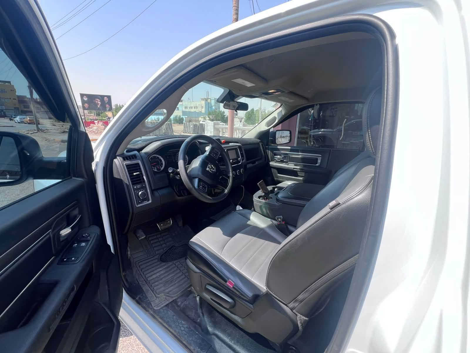 � للبيع RAM 1500 Classic 🔥
🚘 موديل 2023 | محرك 3600
✨ عليها تعديلات وإضافات
🛠️ صدام أمامي أوف رود
🛞 ويل وتايرات أوف رود
📌 السيارة حادثة خفيف جداً، ومصلحة بشكل ممتاز صور الحادث موجوده
✅ السيارة نظيفة ومرتبة
✅ جاهزة للفحص

📍 الكوت – واسط
💰 السعر: خاص او اتصل ***********

