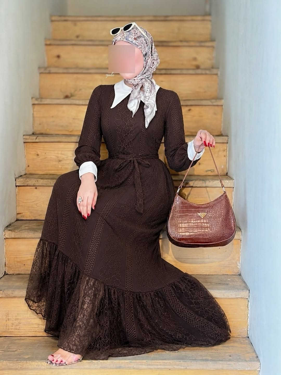 فستان تور 
السعر ناربنات 25,000 بس
قياساته 38-40-42-44-46-48
طول فستان 140cm
خدمة توصيلنا متوفرة لجميع محافظات العراق
تكدرون تراسلونا على الواتساب ***********

