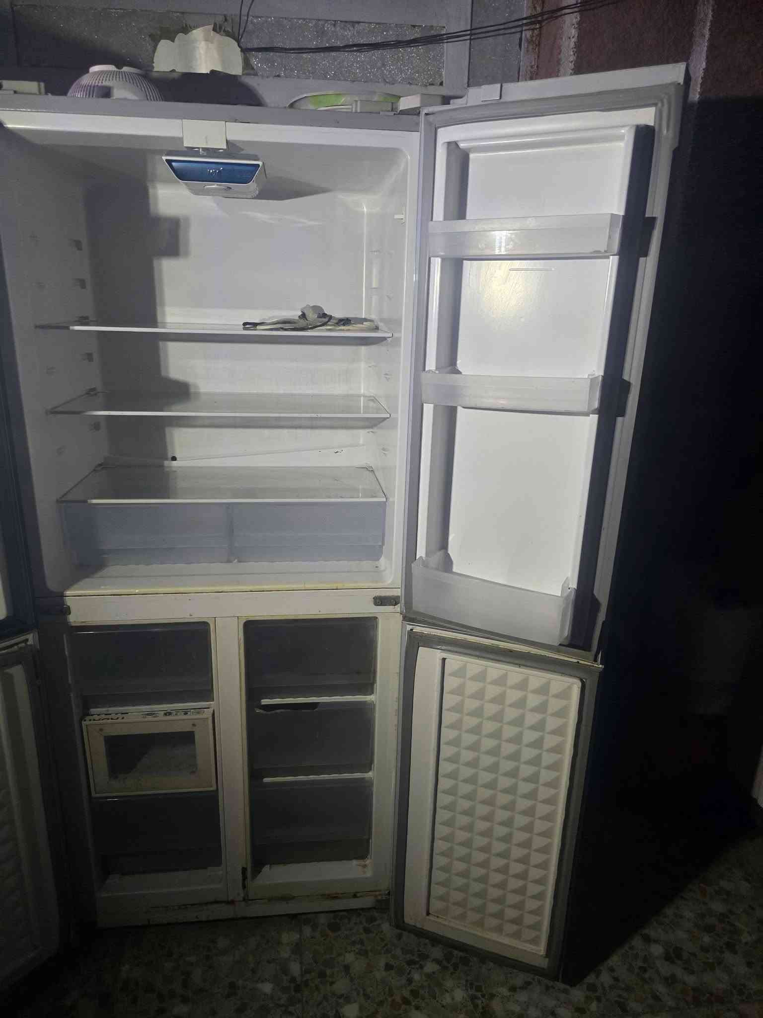 السلام عليكم اغراض للبيع سبلت 3طن ميديا كنتوري بي ليك ثلاجه ام 4ابواب ما اعرف شنو عطلة ومبرده كمفيره حجم كبير شغاله ابيع شلع مكاني الحسينية للاستفسار ***********
