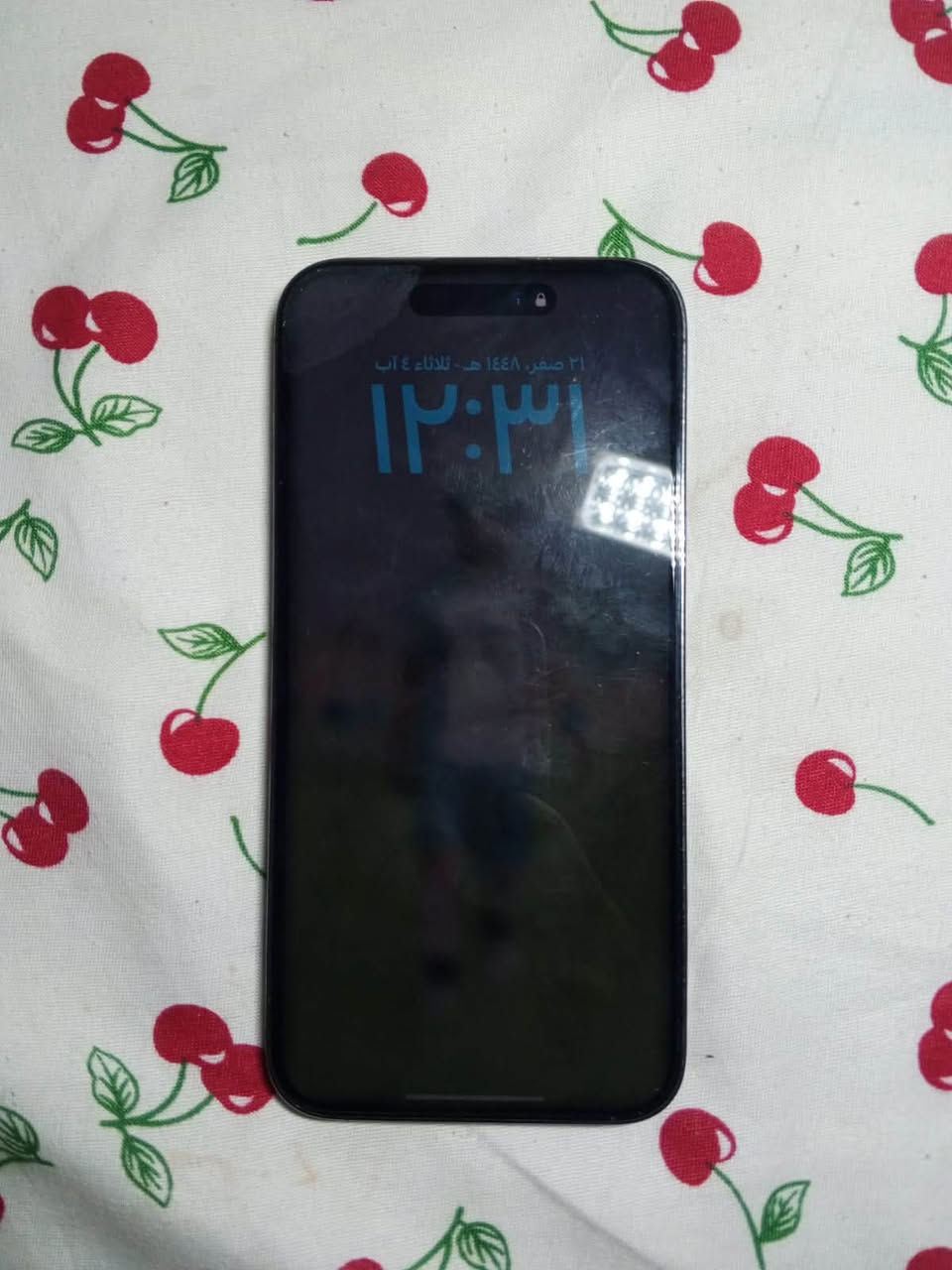 ايفون 14برو ماكس مكفول ماداخل تصليح ابدد بطاريه 78ذاكره256خطين الون المميز بنفسجي السعر 850 وبيه مجال الرقم *********** وات ساب
