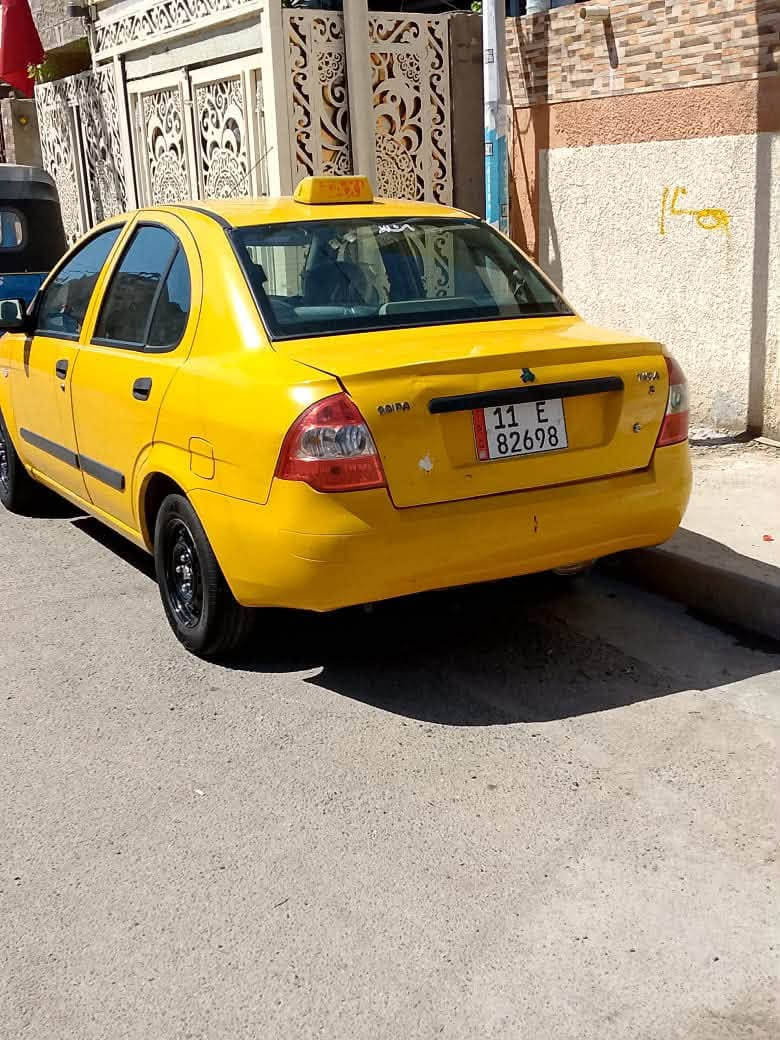 سيارةتايبا موديل ٢٠١٢ سيارة بلادية بدون تبديل 
محرك تبريد مكفول فقط الكير النمرة واحد يفلت باسمي مصفرة هيئه وغرامات تحويل ثاني يوم السعر ٣٥ وبيها مجال حك الجية رقم الهاتف (***********) حي التراث قرب تقاطع الدرويش
