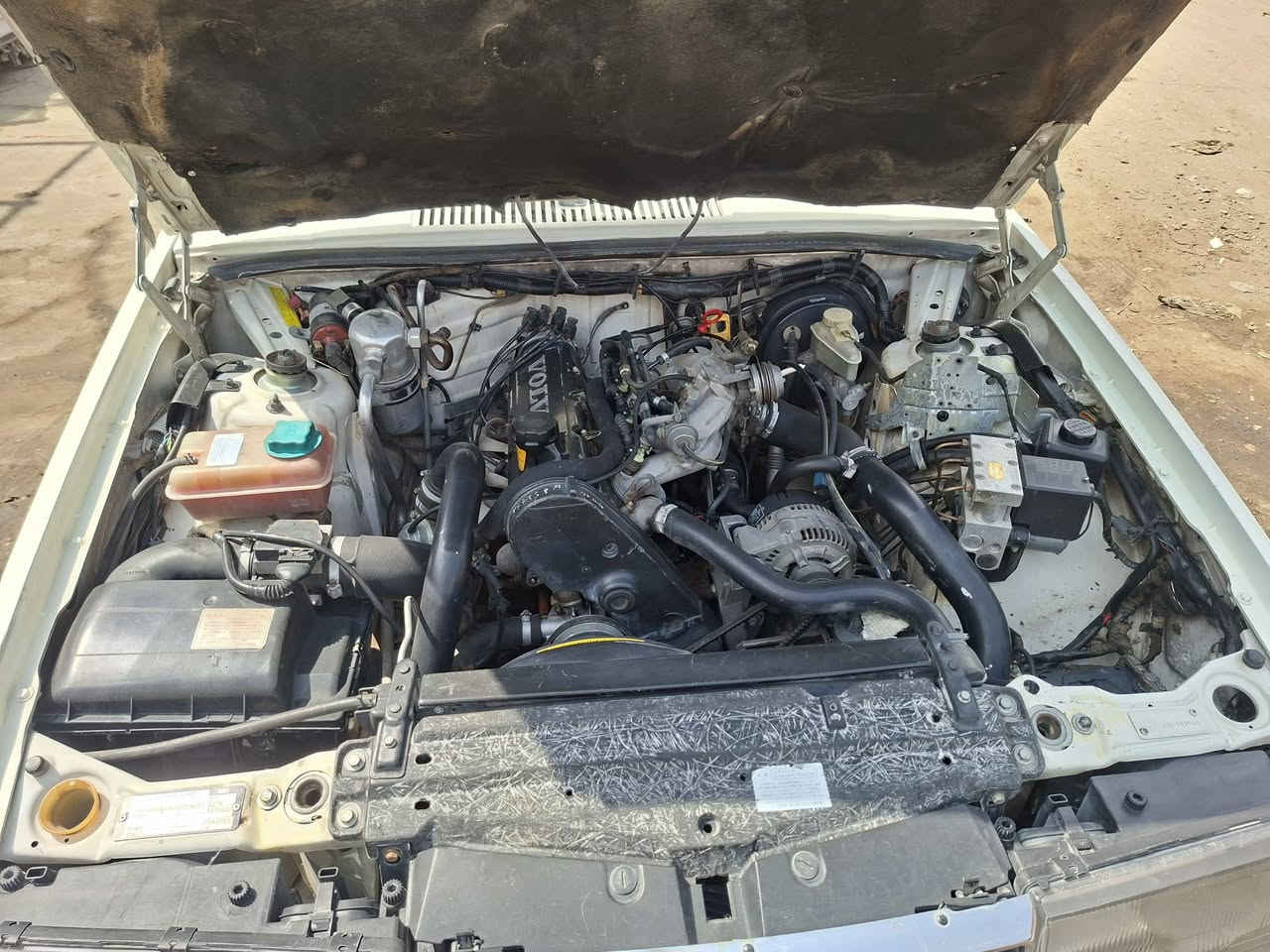 سلام عليكم فالفو للبيع 
مديل ١٩٩٨ 
ابسمي مباشر تحويل 
مكاني النجف الاشرف 
السعر 85 وبيها مجال 
***********
