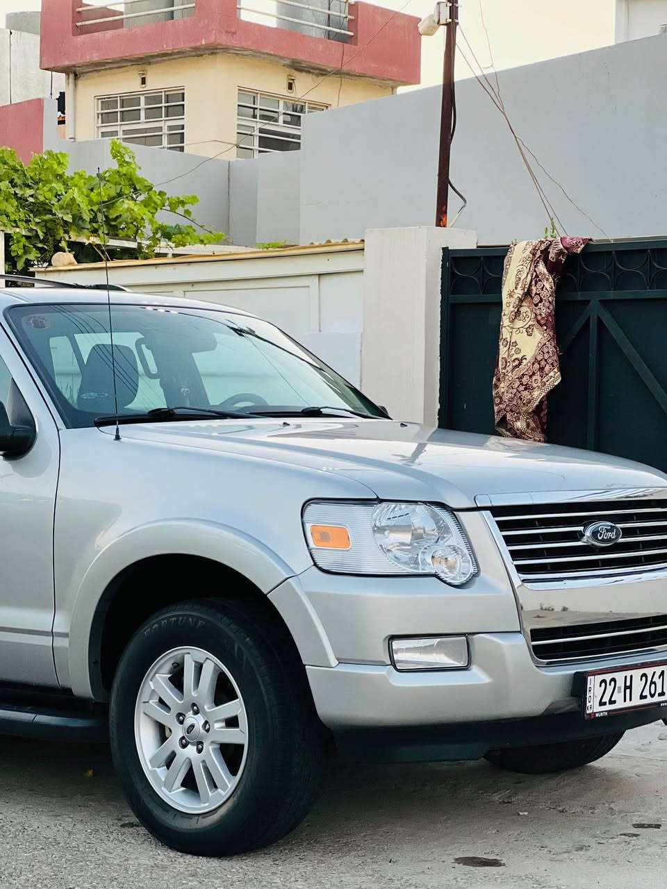 فورد إكسبلورر • ٢٠١٠ • دبل 4x4