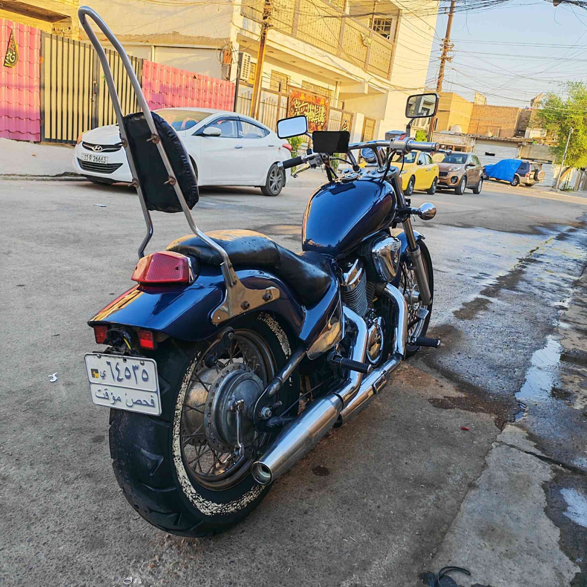 هوندا سيتد 400cc🖤
بدون رقم اوراق كامله 
السعر المطلوب مليون و200 
مكينه كير مكفولات 
بلاديه نقصه فقط ادامه 
شخاطه مال سلف سعرة8 
وبيه كطعه بل مشي تنضف كابريتر 
فقط دراجه بلاديه شوفه عينك 
وشوف نضافته مكاني بغداد 
البياع الشهداء ***********
