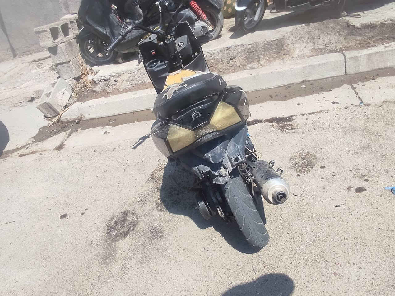 السلام عليكم دراجه للبيع ماكس Fs الدراجه نكره  بكل وقت شلعه او معدل حلوه السعر 175 او بيها مجال للتواصل ***********
