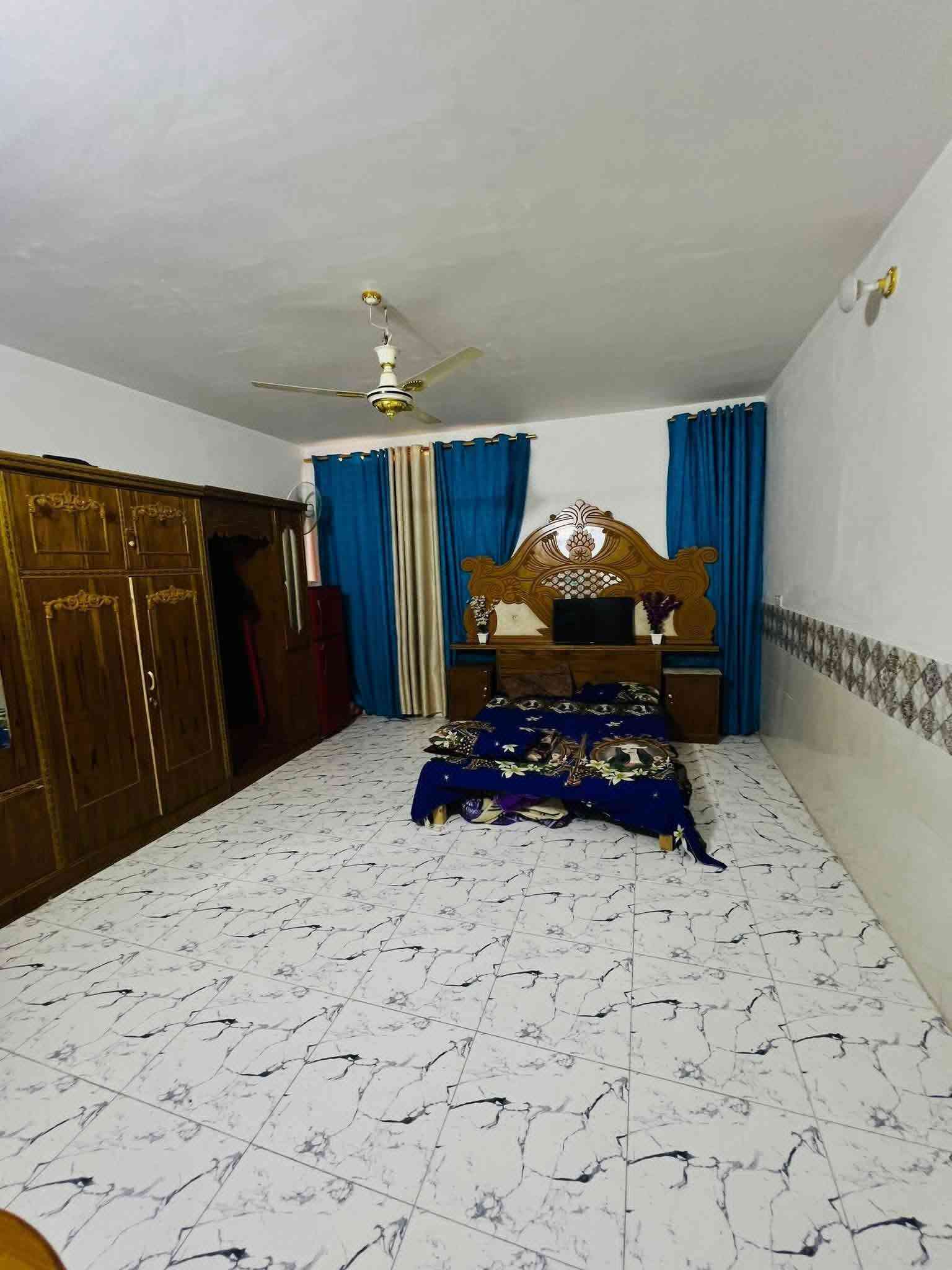 دار  للبيع 100 متر طابو صرف بالنجف الأشرف 

حي ميسان قطاع 22 .. قرب شارع الكيات موقع جيد

 بناء درجة أولى 2025 صب كونكريت مسلح .. شارع 12 متر تبليط

يحتوي طابقين

الاول / غرفة وصالة واستقبال ومطبخ ومكشوفة
وصحيات داخلية وخارجية 

الثاني / غرفتين وصالة وصحيات

#السعر 143مع المجال....A

للأستفسار *********** واتساب أيضاً موجود
