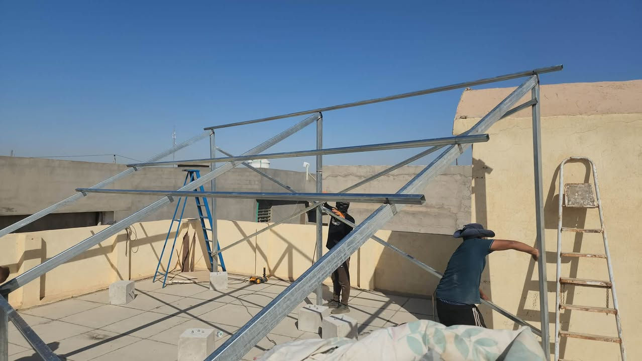 منضومه جديده 20 نهاري مع 16 ليلي بمواصفات راقيه وعمل احترافي 
انفيرتر srne 6 كيلوواط
بطاريه eve energy 16 كيلو واط 
الواح لونجي 645 واط himoX10 عدد10 
هيكل حديد لحام ثقيل 
مع بورد حمايه متكامل
