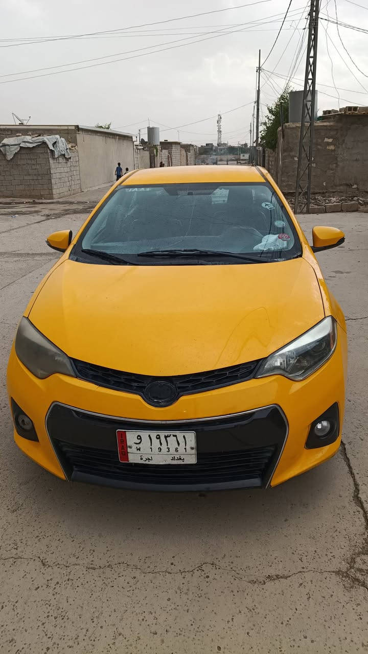 كورلا موديل 2014نوع sبيه قطعتين جامرلغ او بونيد كير او محرك بل شرط السعر 130 $او بيه مجال سياره حيل حلوه احله من الصوره باقي التفاصيل خابر او تدلل رقم الهاتف ***********@
