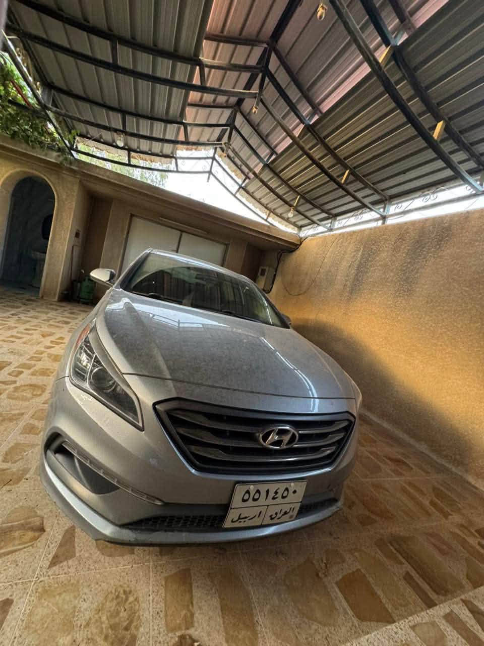 سوناتا 2017 فول مواصفات فئة سبورت
كلين تايتل رقم اربيل سنوية وهزة ورقم جديد 
مابيها اي نقوصات 
المواصفات 
بانوراما 
تدفئة كشن
تدفئة ستيرن 
ردادر جانبي 
اشارات ترحيب 
بصمة تشغيل وابواب
صندوق ذكي 
كشن كهرب 
تبريد مناخين 
كامرة حساس 
ماشية 154 الف كيلومتر 
السعر 145
***********
