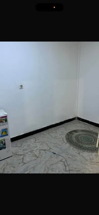 البصرة العشار بريهة • غرفتين • طابق ثاني