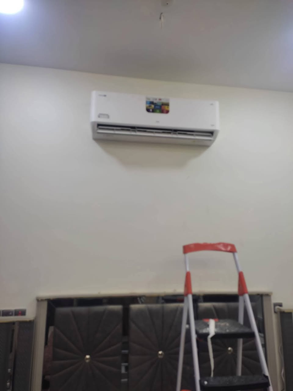 علة بركة الله
مع الورشه القمه الهندسيه     يبدأ الموسم الصيفي
جاهزون لتنصيب غرف التجميد والتبريد  التبريد المركزيVrf  وا  جميع انواع السبالت جداري كنتوري سقفي كاسيت دكت مخفي غسل كافة السبالت 🚕 الورشه 🔧 متنقله لا دوخ ولا تحتار  نوصلك لباب الدار  غسل ونصب وشحن وصيانه  موقعيه جميع أنواع  الثلاجات والعارضات والمجمدات و بكل دقه بالعمل⁦🌬️⁩
مع عمل فاكيوم أثناء التنصيب وبكادر هندسي مختص 
#علما أن الورشة متنقلة ماعليك سوى  الاتصال على الرقم ***********@إشارة
***********
