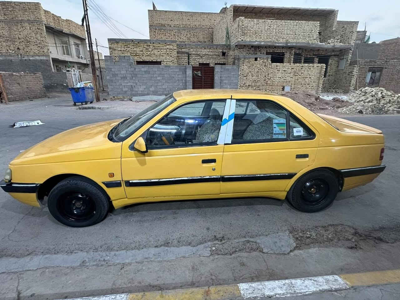 بيجو 405 موديل 2016 سياره جاهزه 
مكينه كير حداديه رقم انكليزي  شرط مداور رقم بصره 
مكاني ميسان المشرح ***********

