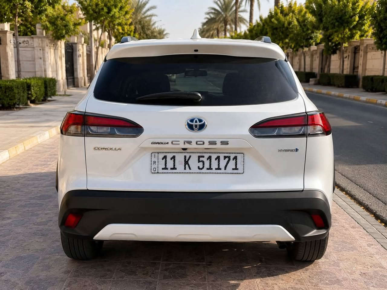 ⸻
🚗 للبيع | تويوتا كورولا كروس هايبرد 2024

الموديل: 2024
اللون: أبيض لؤلؤي
الوارد: كندي بدون صور حادث 
رقم: بغداد
المسافة: 45.000 كم فقط

المواصفات:

✅ محرك هايبرد (بنزين + كهرباء) اقتصادي جداً
✅ ناقل حركة أوتوماتيك (CVT)
✅ تشغيل ودخول بصمة
✅ شاشة كبيرة
✅ تحكم كامل من المقود
✅ مثبت سرعة راداري
✅ نظام الحفاظ على المسار (Lane Assist)
✅ نظام مانع الاصطدام مع الفرملة التلقائية
✅ إضاءة أوتوماتيكية
✅ توقيف ذاتي للطوارئ
✅ مقاعد مخمل
✅ بدون فتحة سقف
✅ جنوط ألمنيوم أصلية
✅ مكيف ممتاز

الضرر: بابين ورصعات متفرقة.
السيارة بحالة ممتازة وجاهزة للفحص والاستخدام.

💰 السعر المطلوب: 155 ورقة (15,500 دولار) قابل للتفاوض بعد المعاينة.

📞 للاستفسار التواصل على الخاص أو الاتصال
***********
