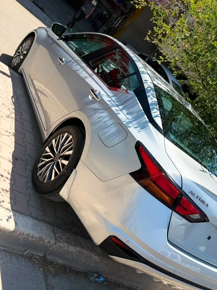 نيسان التيما ٢٠٢٤ SV
ماشية ٢٢ الف
بيها فقط بونيد بدون دواخل شرط ايرباك ستيرن طاك فقط وبيها رصعة في مقدمة السقف اثر التحميل 
مكان السيارة كركوك
الشراي يخابر على ***********
السعر ١٤٩ ورقه
