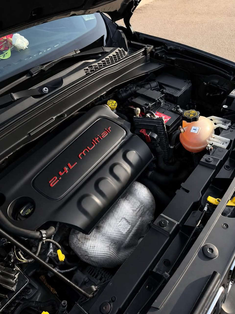 جيب رينگد لون مميز اسمنتي
موديل 2018
محرك 2400
السياره ماشيه 44600 ميل
السياره جاهزه ما عايزها شي كير ومحرك مكفول حداديه مكفوله 
وارد امريكي الحادث گرن شويه من البنيد والجامولغ الايسر مثل ما موضح بصور رقم الشاصي 
سياره حلوه واستخدام شخصي وما تعبانه
للاستفسار على هذا الرقم متوفر واتس 
‭***********‬📞

