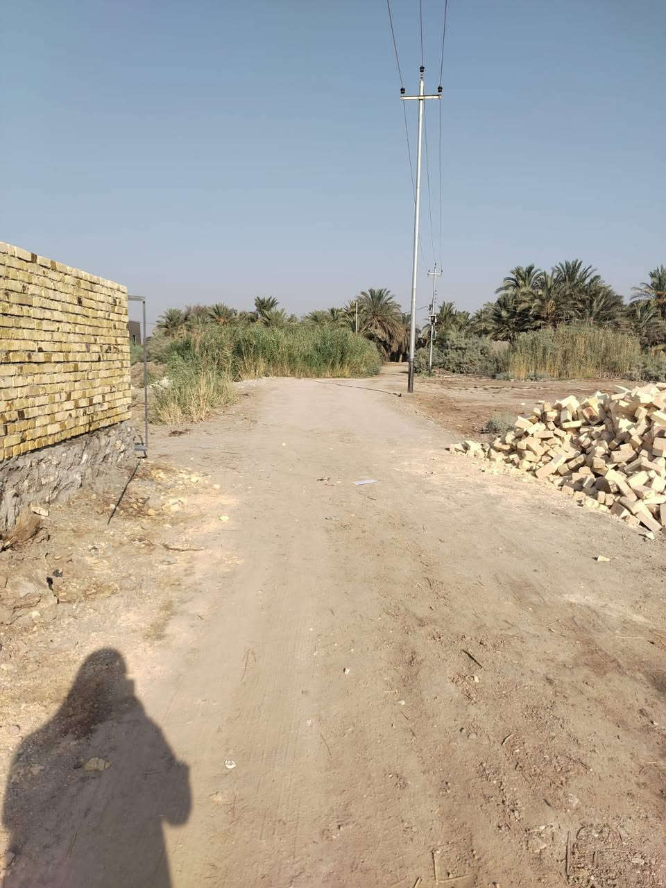 قطعة أرض زراعي سند 25 قريبه على الجربوعيه الثانية المساحة ٢٠٠ متر على شارع سبيس قريبه على تبليط ماء كهرباء مولده كافت الخدمات السعر ١١ اوبيها مجال وهاضه رقمي ***********
