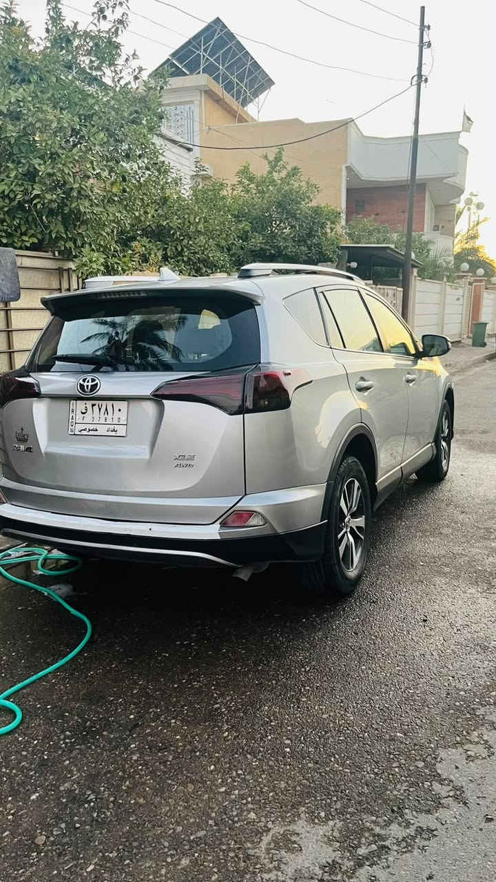 Toyota RAV 4  2018
للبيع او المراوس 
فئة xle
فول مواصفات  
قطعه تبريد 
شاشه 
بصمه 
اشاير بالمري
فتحه 
بصمه

الضرر :-
الجاملغ عكس السايق صبغ 
الجاملغ  جهة السايق بارد 
بنيد بارد 
بدون ضرر دواخل او شاصي  

المكان :- بغداد _ اليوسفيه 
للإستفسار الاتصال على الرقم  :-
***********
***********
