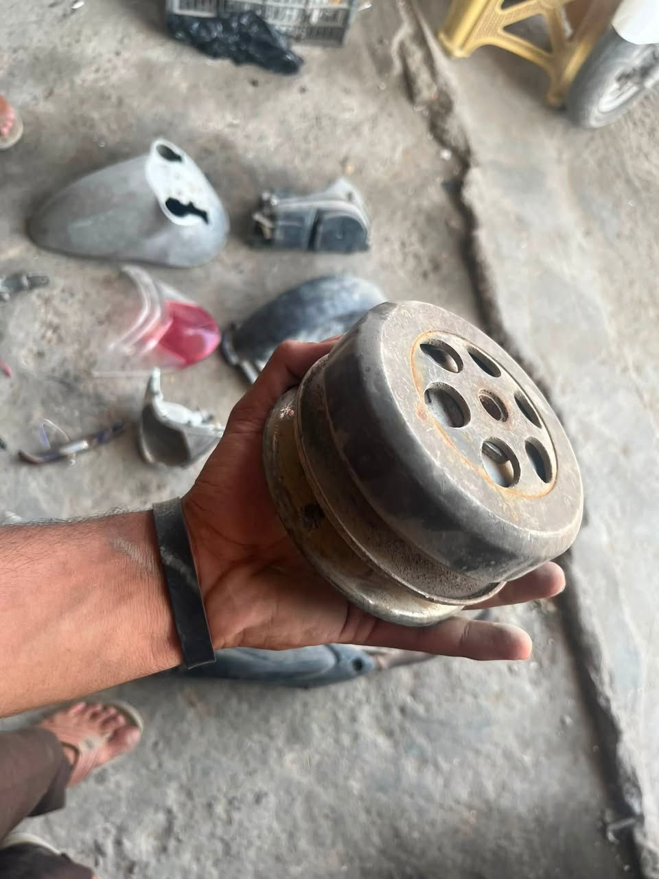 السلام عليكم غراض مل ماكس لبيع مكان حله مركز الشراي يجي خاص ***********
