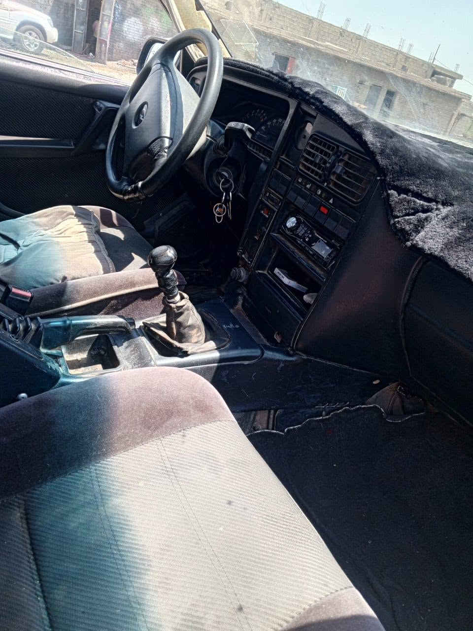 سلام عليكم سياره اوبل اوميكه نضيفه كير ومحرك جاهز صبغها حلو ونضيفه موديل 91 المكان بغداد مجمع بسمايه السعر 21 وبيها مجال بسيط سنويتها ماصاقطه رقم الهاتف ***********

