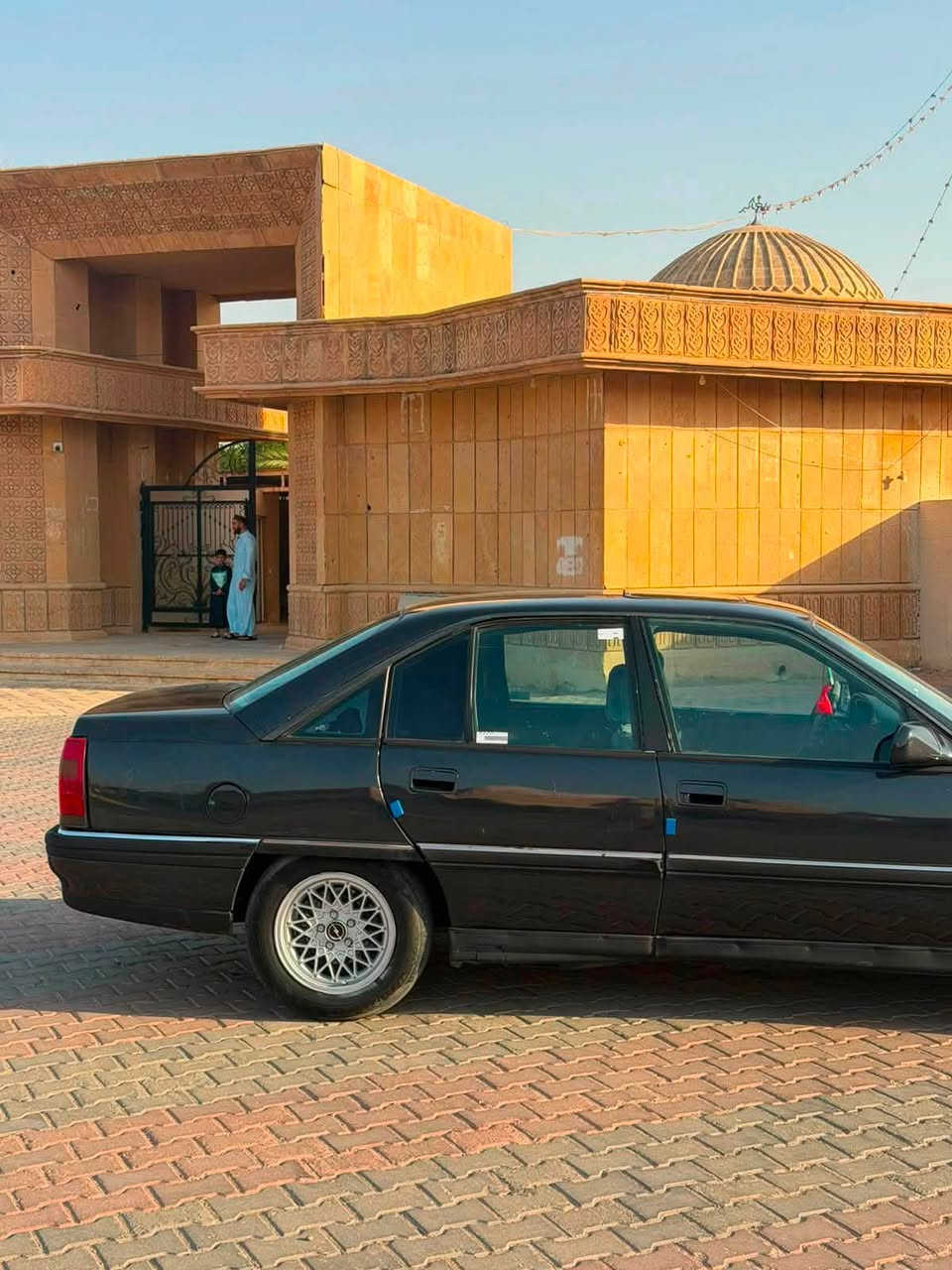 السلام عليكم مكلف بالنشر
اوبل اوميكا للبيع 1992

رقم صلاح الدين الدولي الجديد بسمي شرط التحويل 

محرك و كير شرط كفالة ( السيارة كير عادي) 

صدر امامي خلفي جديد 

مسجل صوت بلوتوث 

سماعات كامل شغالة 

الجام  كهربائي شغال 

الكيجات كامل شغال 

حدادية كاملة مانقصها برغي السيارة حلوة حيل ونضيفة جدا صبغ جمالية فقط بدون خياس بدون ضرر

السعر 40 وبيها مجال 

مكاني صلاح الدين تكريت القادسية 

للاتصال:

***********
***********
