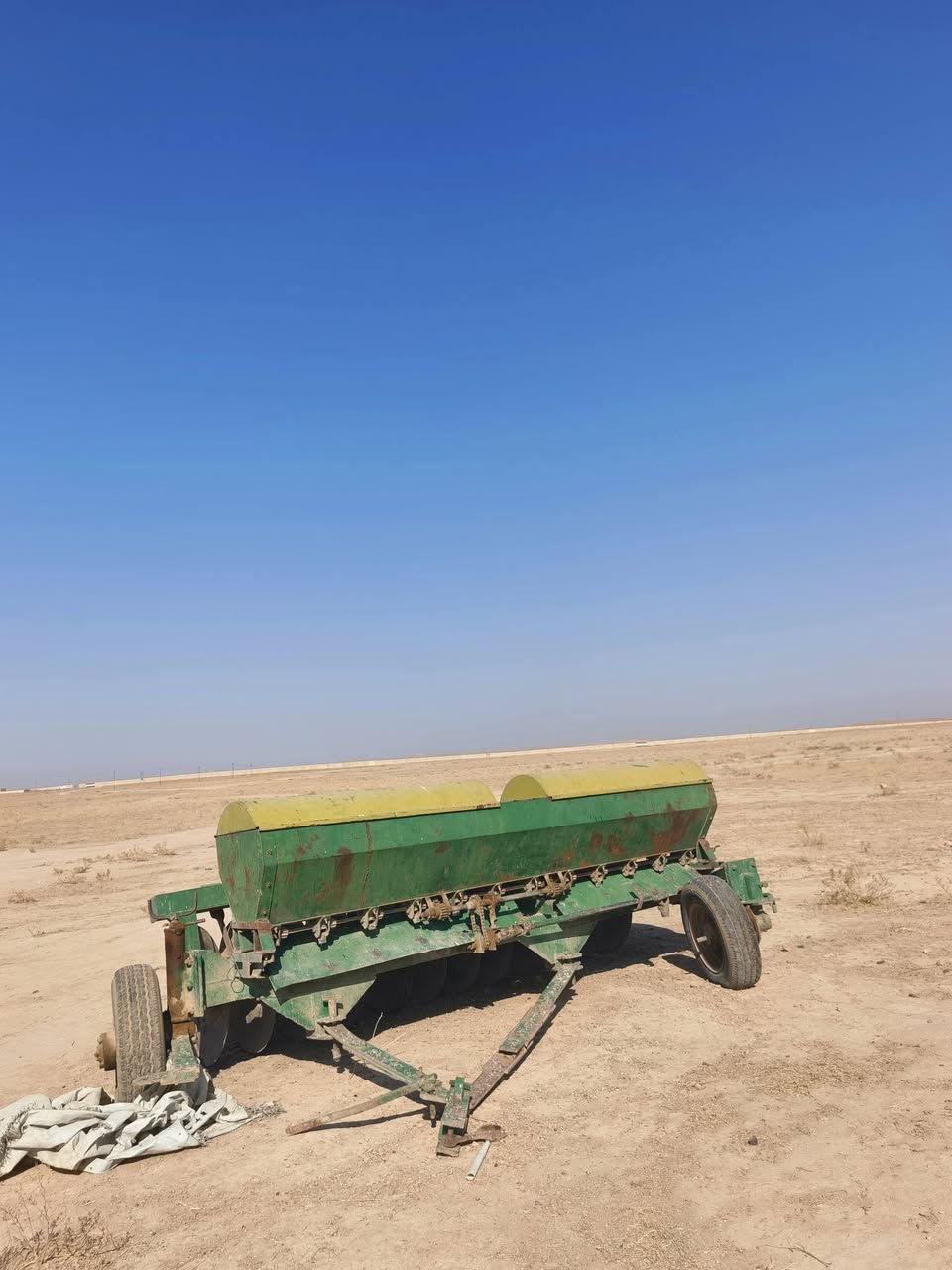 سلام عليكم دسك ١٢للبيع ب٥٥٠٠ العنوان ناحيه نينوى ناحيه سنون الاتصال عبر الرقم ***********
