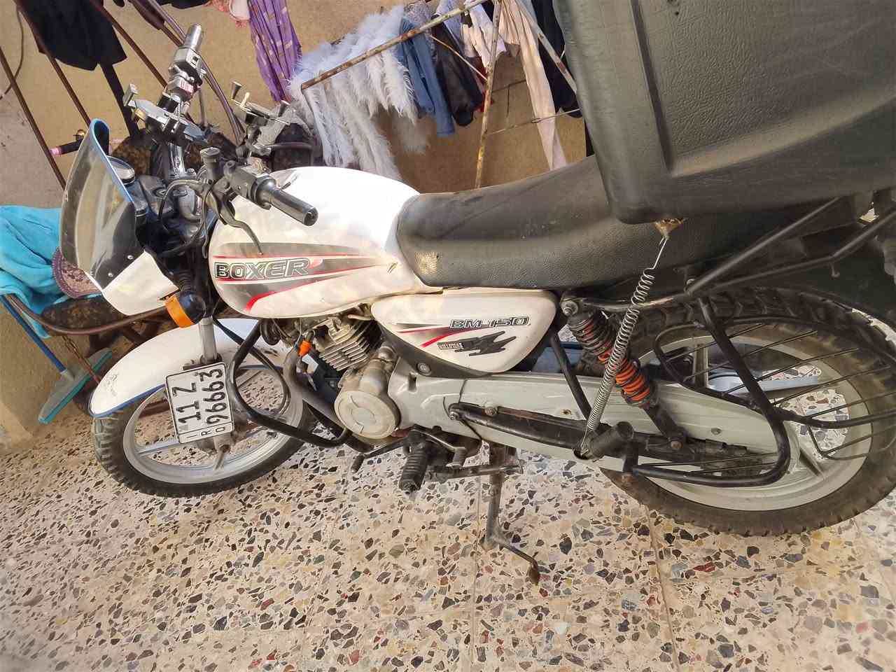 سلام عليكم بوكسر كلاسك موديل 18 رقم وسنويه بسمي تحويل ثاني يوم ***********
