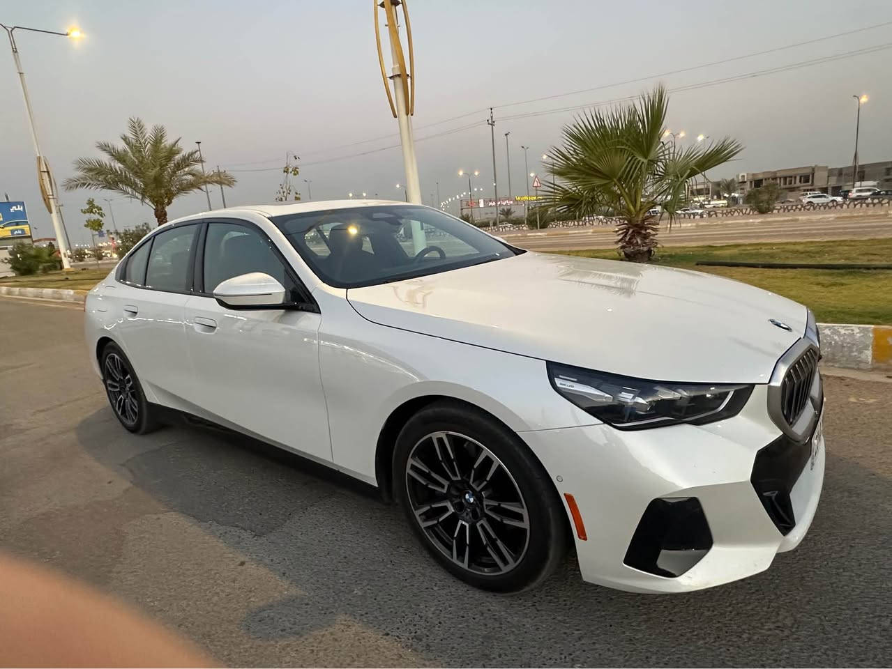 🚘 BMW 530i M Package – موديل 2024

🔥 كلين تايتل – بدون أي ضرر
💎 M Package أصل
⚡ xDrive دفع رباعي
🛣️ ماشية 20,000 ميل

🔹 محرك 2.0L TwinPower Turbo
🔹 ناقل حركة أوتوماتيك
🔹 أوضاع قيادة: Sport / Comfort / Eco
🔹 شاشة وسطية ونظام iDrive
🔹 داخلية فخمة وتشطيبات M
🔹 أنظمة أمان ومساعدة للسائق
🔹 كاميرات وحساسات
🔹 تشغيل بصمة / دخول ذكي
🔹 إضاءة LED

💰 السعر: 50,500$
💵 بيها مجال بسيط

📞 للتواصل: ***********  

مكاني انبار الفلوجة, الأنبار
