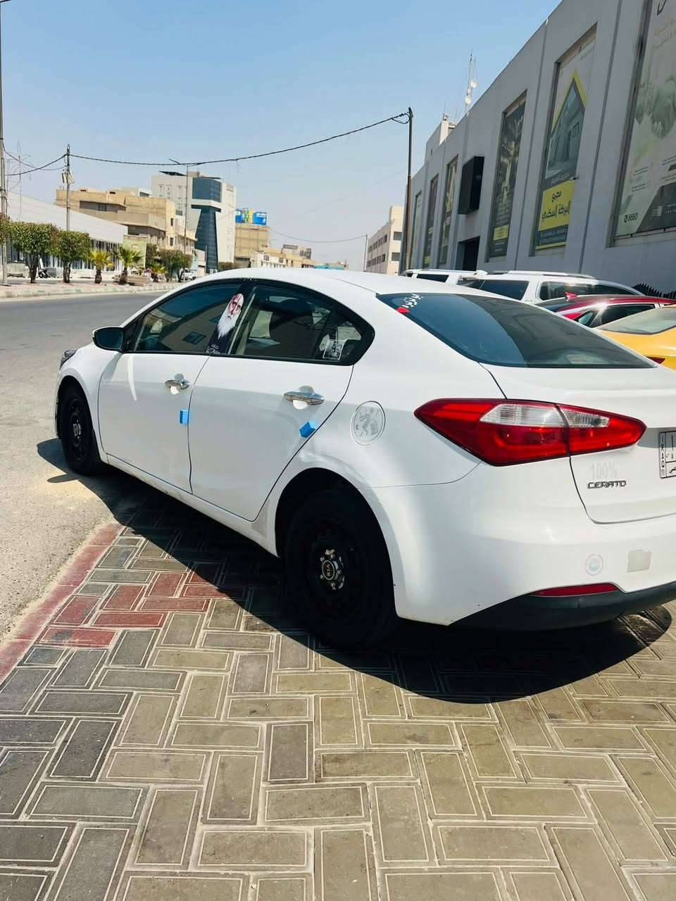 سلام عليكم سيراتو ٢٠١٤
للبيع مكينه وكير تبريد شرط مكفوله من لفتح وتبديل بيهه فقط رشت صبغ باب سايق ولباقي مكفوله مداور ثاني يوم سياره جاهزه للأخير ماتصرف ربع عليهه دوخال أسود ملكي مكان سماوه ال عبس سعر ١١٠ وبيهه مجال لشراي

***********

***********📍
