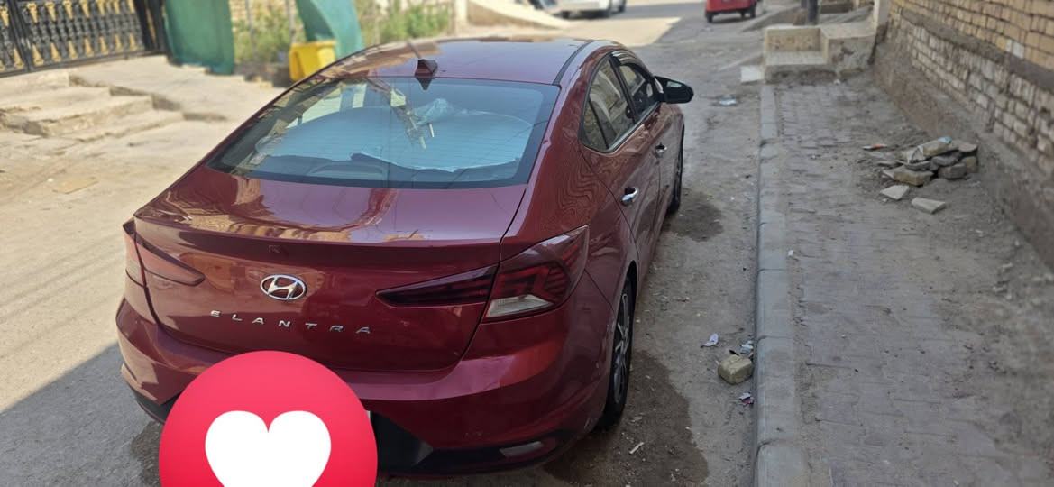 سلام عليكم الانتر وارد امريكي موديل2019
حادث جاملغ او بنيد بدون دواخل محرك 2000 دوش كير At
رقم انكليزي ميسان بسمي تحويل مباشر ماكن سياره ميسان 
مواصفات نص فول لا ستفسار *********** يوجد واتساب او مراوس عادي

نص مكتوب في الصور:
- الثلاثاء