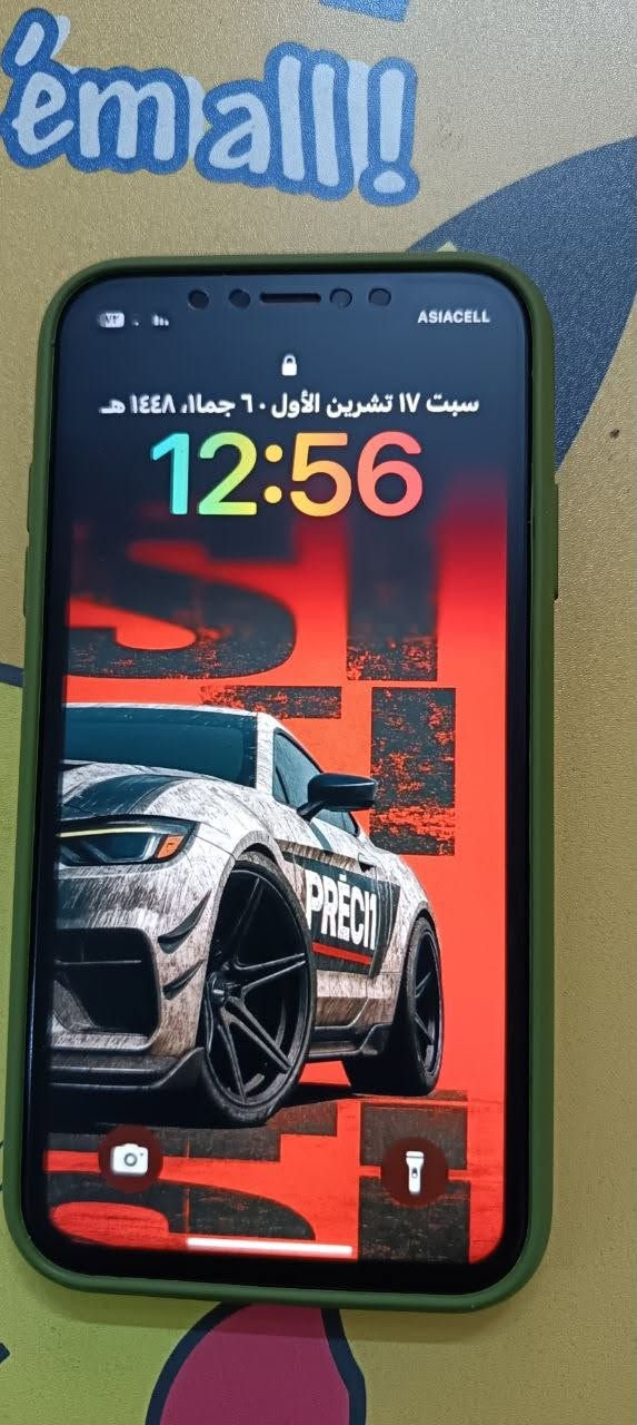 آيفون XR • ١٢٨ • ظهر مكسور