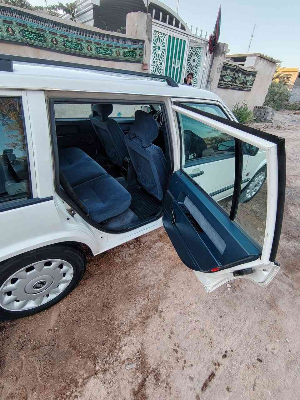 السلام عليكم للبيع موديل 90 940 سياره جاهزه وين ما يعجبك روح بيها وحلوه وبدون ضربه بدون صبغ سياره على البلاد تبريد شغال ماكينه سوبر***********
