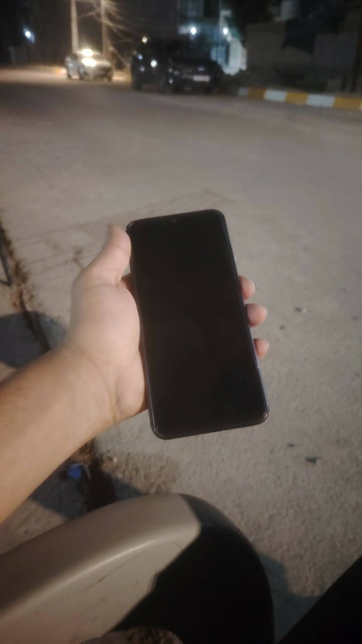 تلفون ريلمي C53
جهاز نضيف شاشه بلادي
ذاكره 128

السعر 110 مجال بسيط
***********
ديالى بعقوبه باب الدرب مقابيل مدرسه الشهيد لطيف
