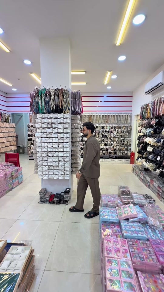 ⁨	⁨	⁨	⁨	⁨	⁨	⁨	⁨	⁨	⁨	⁨	⁨	اختيارك هو بداية نجاحك ✨ مع لازاروس… إكسسوارات جملة بتصاميم حديثة وجودة تستحقها 💎 خلّي واجهة محلك تحكي عنك 👌 أسعار منافسة | تجهيز سريع | شحن متوفر 🚚 📌 احفظ المنشور وتواصل ويانا 📞 ***********⁩⁩⁩⁩⁩
