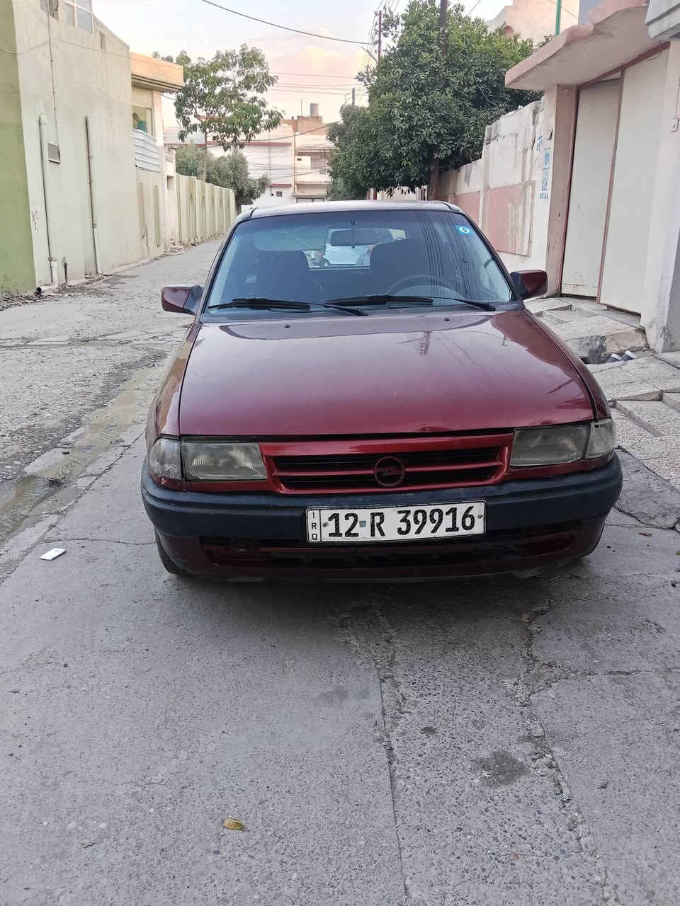 استرا حجم 16 بدون صبغ  رقم نينوى إنكليزي إني الشرعي محرك بداية نفخ بدون صرف سيارة جاهزه مال بيت السعر 35 وبيها مجال قليل الإتصال على الرقم ***********
