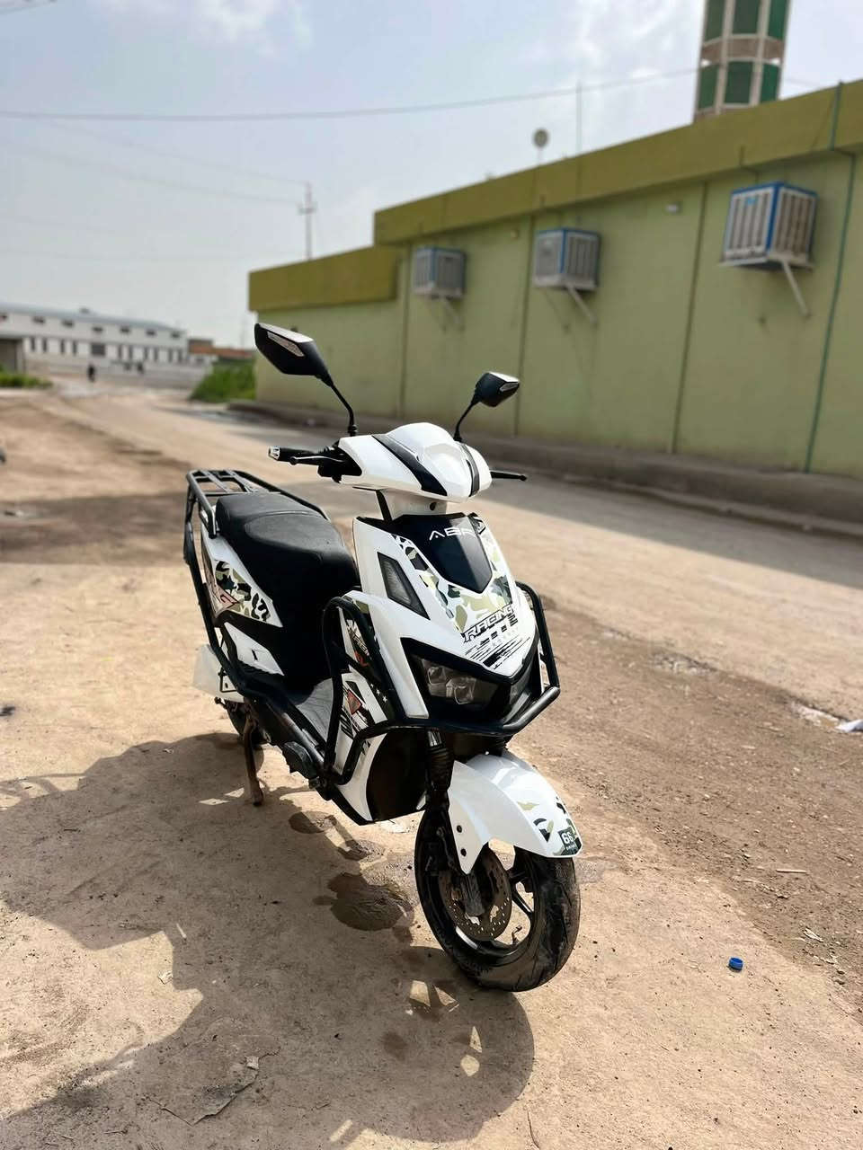 ماطو شحن جديد مستعمل قليل 6طباريات اي شخطه ما بي والسعر 650 وبي مجال ‏+***********٨
