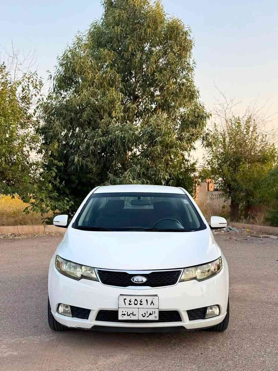 كيا سيراتو ٢٠١٢ بي سبوغ مةكينةو كير بةشةرت جوار تايةي نوي بي مةسرةفة . سةنةوي بةسةر جوة . تةنها نيو دوسةي سةكن سبوغ . نرخي ٩٧ توزيك مةجال
*********** كويسينجاك, أربيل
