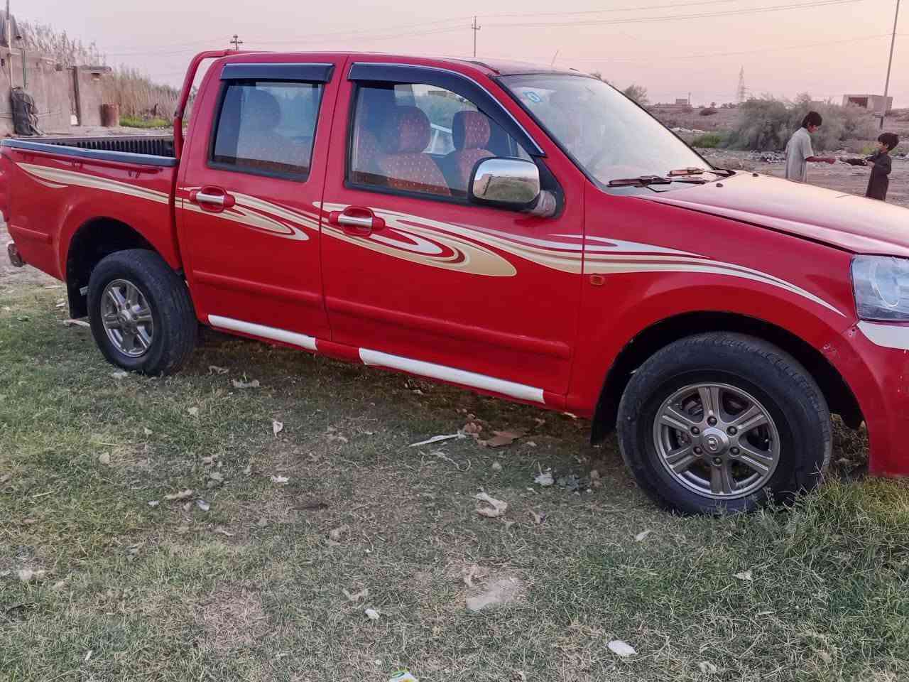 سلام. عليكم البيع كريت ويل موديل 13 مكغوله من ضربه وتبديل محرك وكير محاله جيده رقم ذي قار مشروع وطني تحويل مباشر 
سعر 52وبيه مجال ***********
