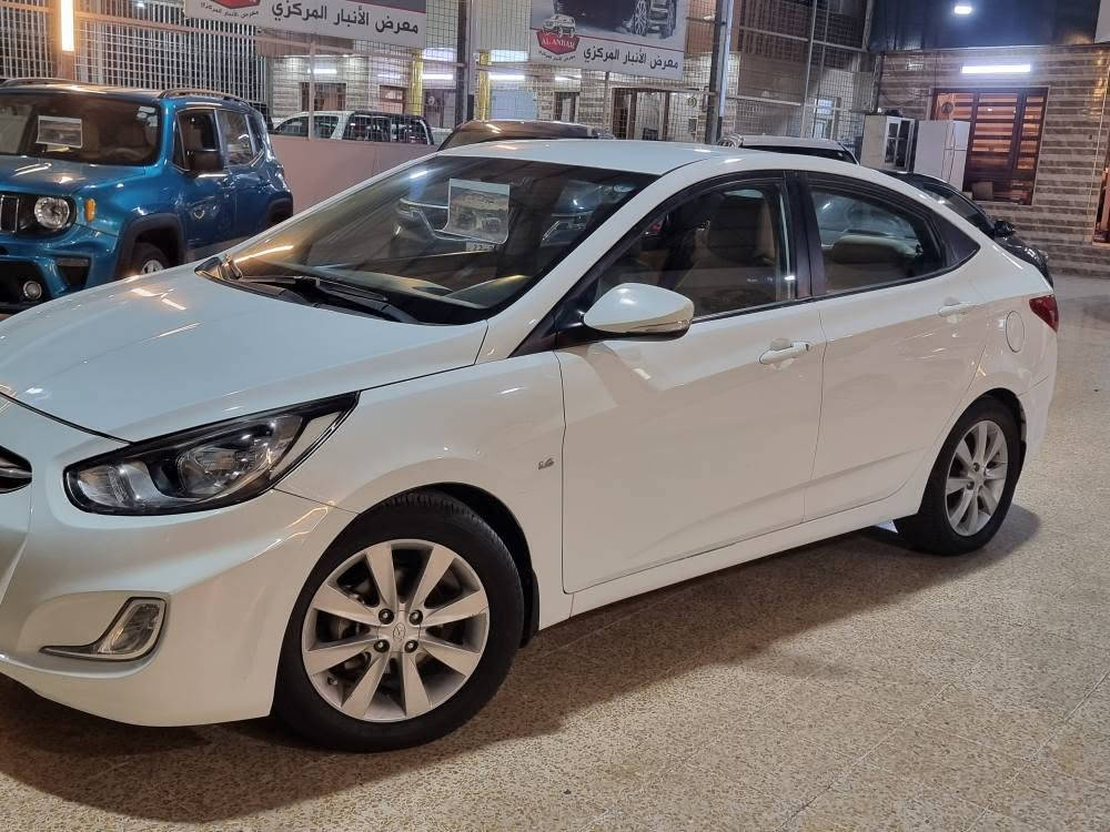 🚗 هوانداي اكسنت 2013 للبيع
• الحالة: مكفولة بدون صبغ (صبغ شركة)
• المحرك: 1.6L VVT
• السنوية والرقم: جديد
• الفحص والهزة: جديد جاهز للتحويل
• العنوان أربيل 
📱 للإستفسار والتواصل:
• واتساب:***********
• اتصال: *********** مخمور, أربيل
