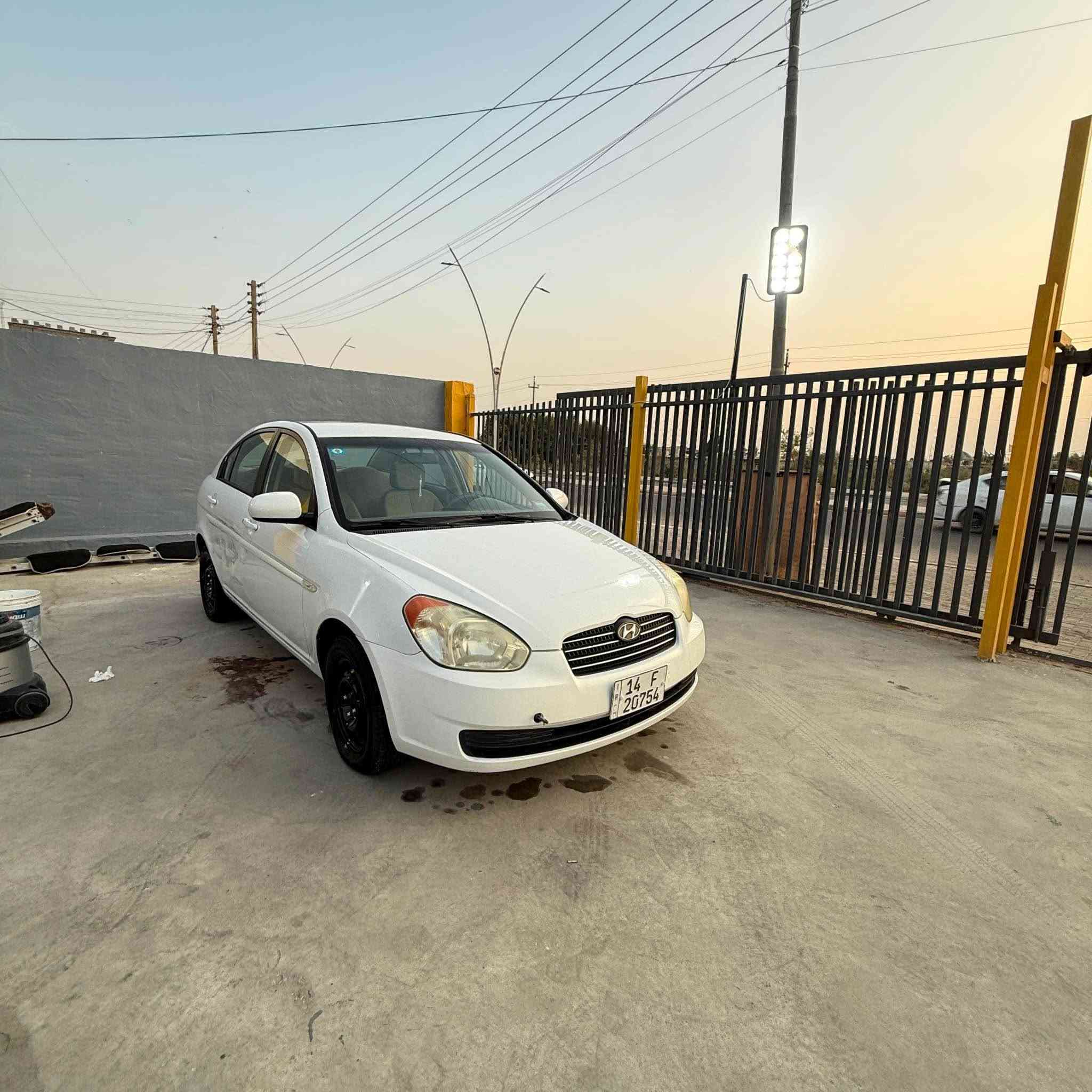 اكسنت مديل 2014 خليجي بيه جاملق مبدل وباب السيق مصبوغ والباب الوره العبري بي ضربه خفيفه رقم بصره تحويل ثاني يوم السعر 75 عنواني بصره *********** البصرة, العراق
