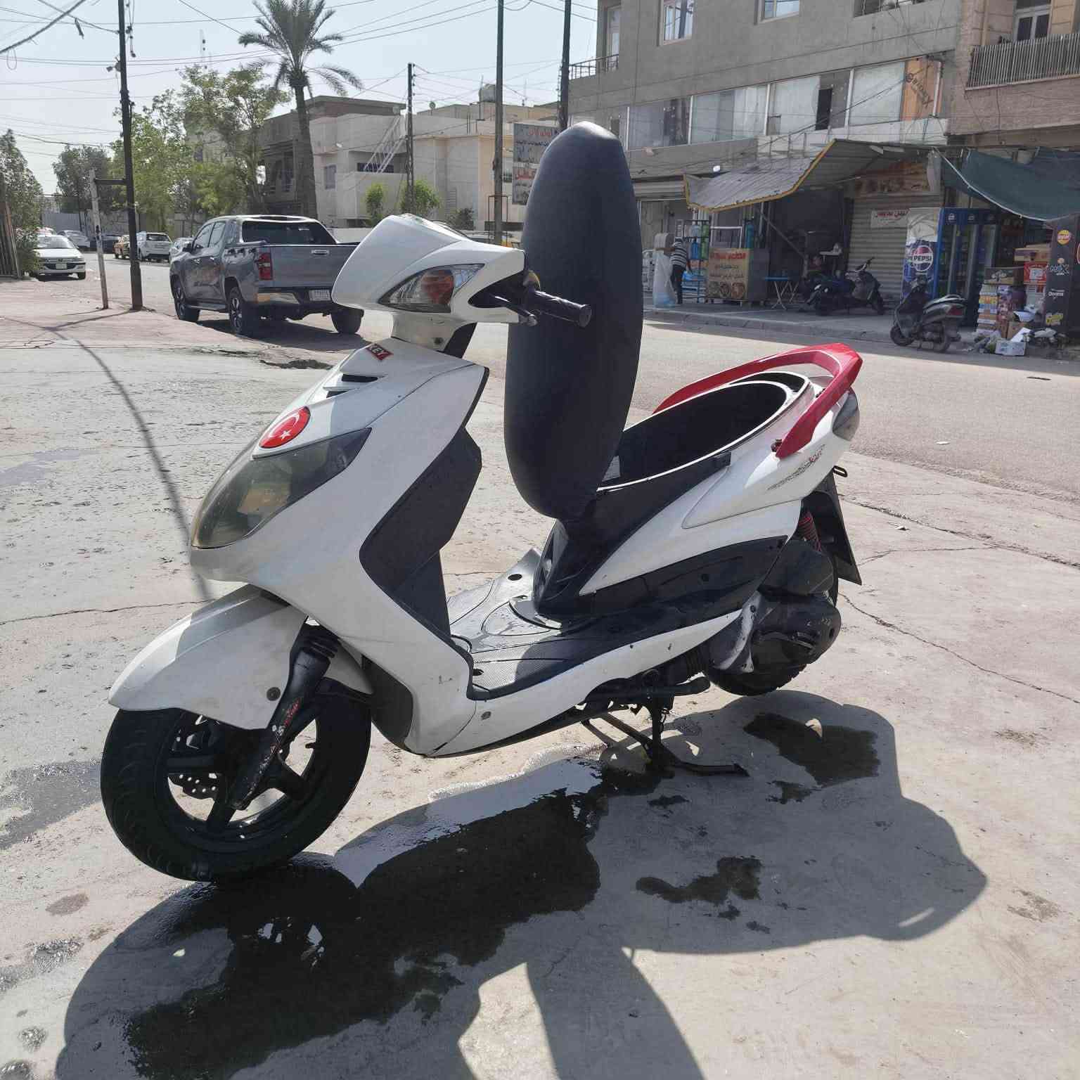 دراجه سكنس فحل للبيع كابريتر دراجه خير من الله نضيفه لا نضوح لا تبخير عوزه فقط كابريتر لسعر ٦٥٠وبيهة مجال حك لجيه ***********واتساب فقط
