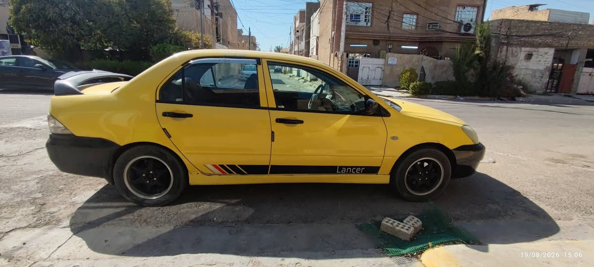 سلام عليكم 
لانسر شركة عامة موديل ٢٠١٠ شادلها مكينة ٢٠٠٠  تبريد شغال سيارة بيها ضربه من ورة مبدل جاملغ وبنيد لغود شواصي سليمات رقم بغداد تحويل مباشر صدر امامي خلفي جديد والامامي كلشي مبدل درايم شفتات فلنجات دسكات كله جديد سيارة جاهزة شغل وطلع وين ماتريد سعرها ٦٣ بيها مجال عنواني بغداد/زعفرانية/***********

نص مكتوب في الصور:
- 19/08/2026 15:06
- 19/08/2026 15:07
