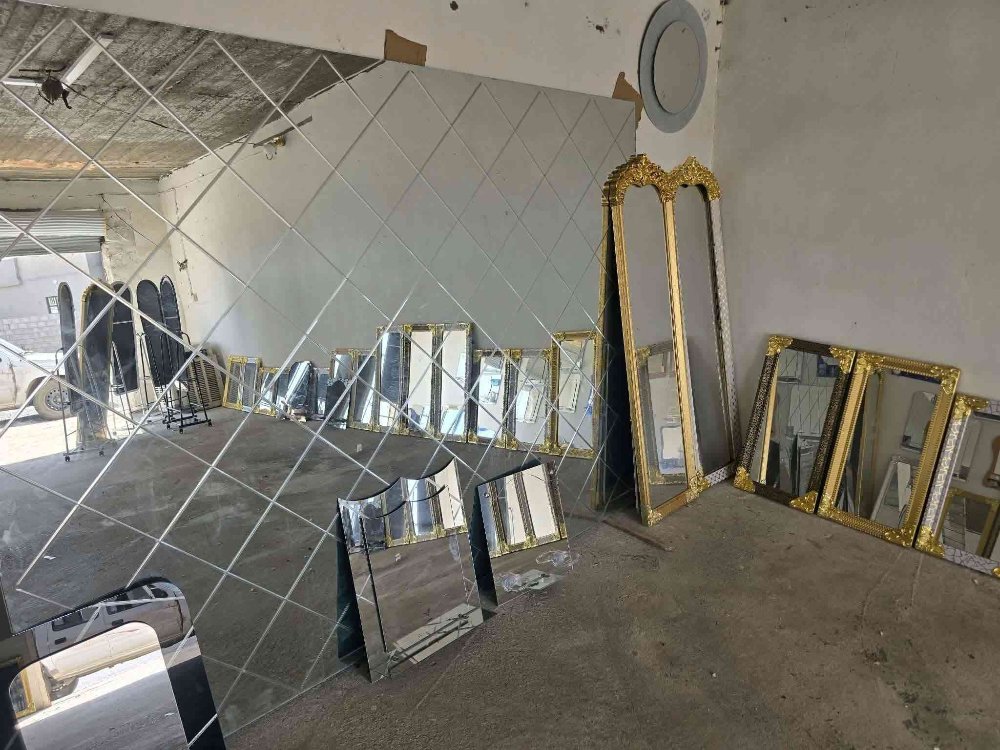 🏡
محلات الرحمة 
_ بيع وتركيب كافة انواع والوان   الزجاج ودبل جام وعمل جام خانة _ تنظيف وصبغ الشبابيك والابواب 
_ بيع كافة انواع والوان المرايا وجميع الاحجام 
_ اسعار تنافسية(سعر الجملة)
العنوان مفرق قرية الزاوية مجاور الصيرفة  📍   
 الاستفسار الاتصال او مراسلة الرقم واتس اب
✅  ***********    ✅   ١١٤

