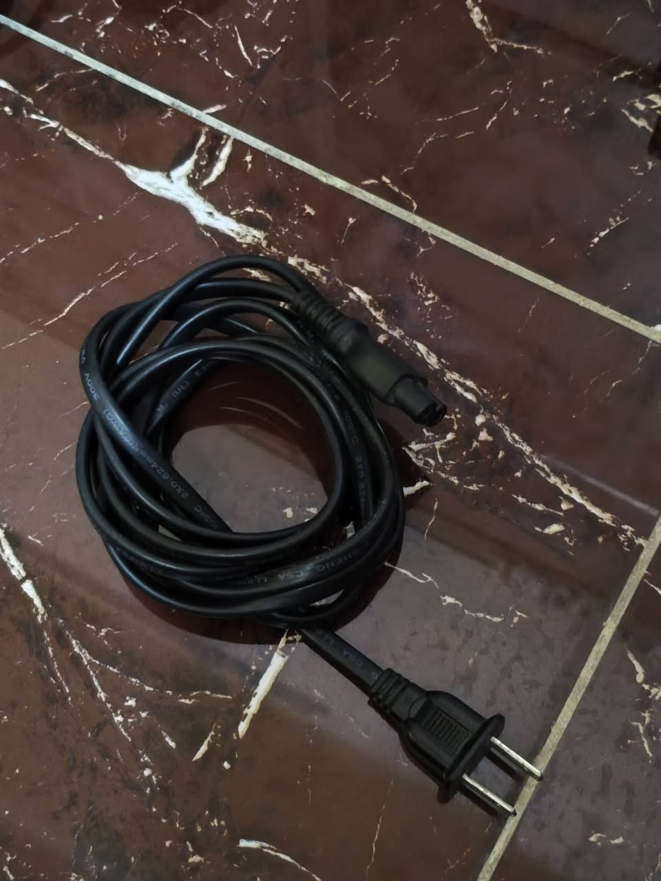 سلام عليكم اخوان
بلي تو جيل الطيبين 
البلي كامل الملحقات يدات اثنين +بطاريه خارجيه +كيبل تشغيل +فيش الوان
المكان البصره گرمة علي 
اللبلي اشغل افلاشه فقط سعره 45 واتساب+اتصال / ***********
