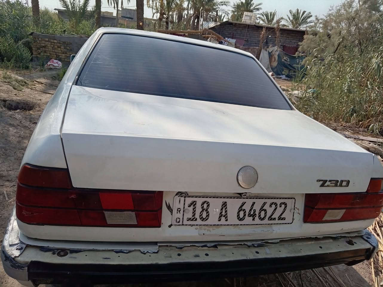 السلام عليكم سياره بيم لبيع او مراوس 40مكاني بصره ***********
