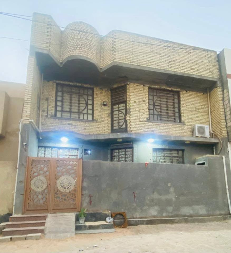 بيت للبيع في المعملجي مساحه 108متر مربع طابقين بصف الركن الشارع الرئيسي 8 والشارع الفرعي الي بي البيت 6

بناء درجه اولى طابقين مربع 10*10 وثلاث غرف وسطح تكدر تسوي غرفه

بيت بناء درجه اولى طابوق جمهوري

نوع العقار طابو زراعي بستنه سند 25

عنوانه مقابيل الصناعه قرب جامعه الصفوه فرع نجاره القريشي بنصف الفرع بدايه الفرع علا الحر ونهايه الفرع علا الروضتين
للاستفساء *********** بي واتساب
