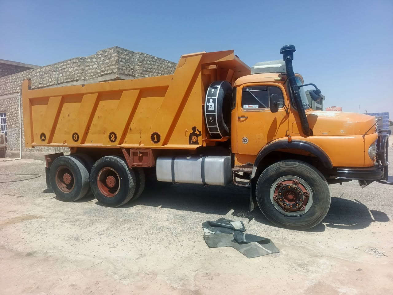 اقجم81 بلادي للبيع سعر 58 وبيه مجال للاستفسار على ***********
